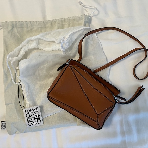 ****SOLD**** Loewe Mini Puzzle in Tan - Picture 3 of 8